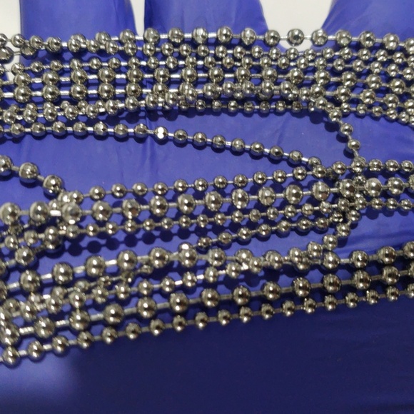 ✨ Chico's Silver-Tone Layered Chain Crystal Necklace - Stylish Women's Jewelry ✨ - Picture 7 of 8